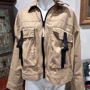 Divided cargo zip up jacket